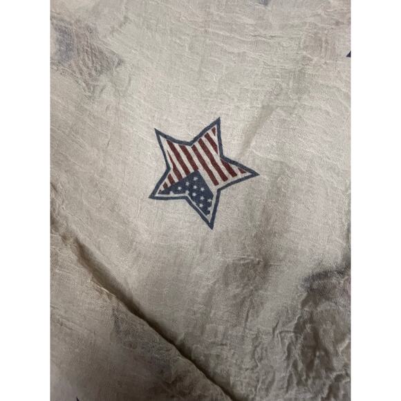 Mudd Scarf NWT American Flag Star Print Frayed Edges 29x49 - Picture 4 of 5